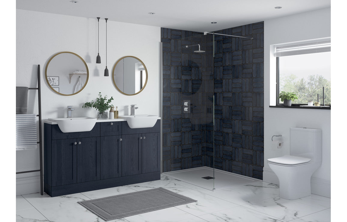Tamar 2400mm Plinth